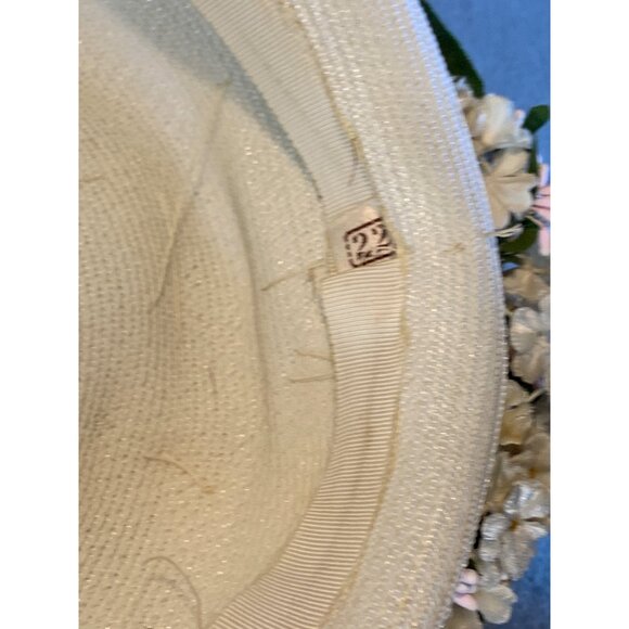 Ladies Ivory Hat with Gray Fabric Band and Small Flowers Sz 22 Vintage - Picture 8 of 9